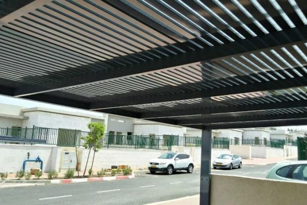 פרגולה-מאלומיניום-חניית-רכבים פרגולה-מאלומיניום-חניית-רכבים